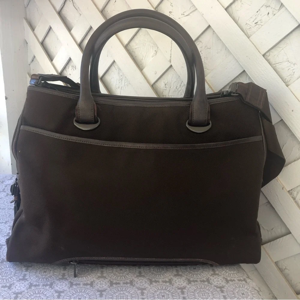 Tumi Multiple Compartment Messenger Bag Laptop Bag Travel Bag Croc Leather